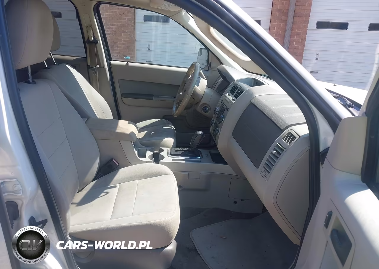 2010 Ford Escape Xlt VIN:1FMCU0DG5AKC68942 - 5