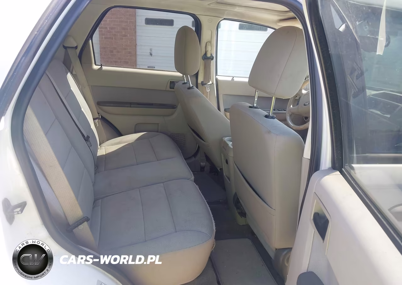 2010 Ford Escape Xlt VIN:1FMCU0DG5AKC68942 - 8