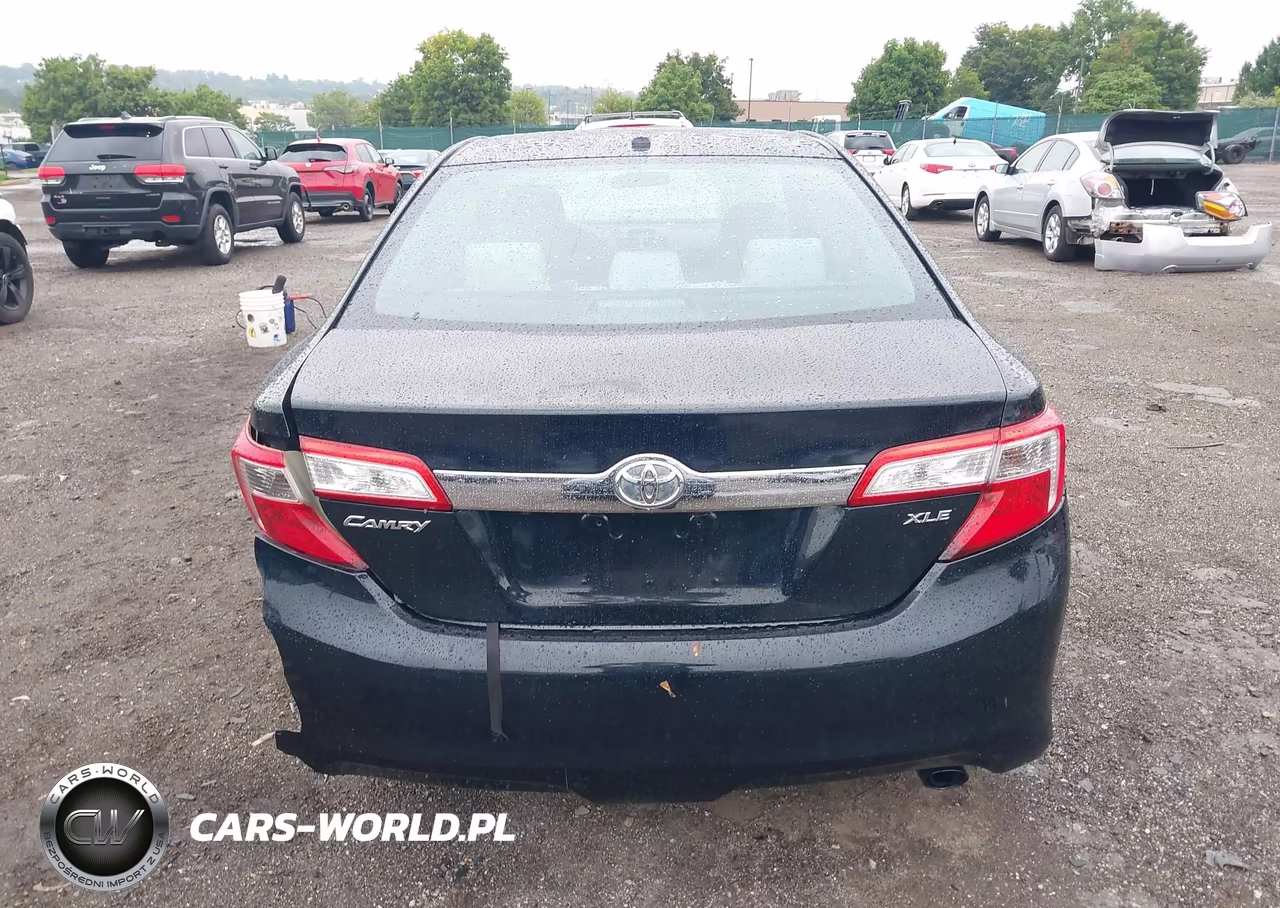 2014 Toyota Camry Xle VIN:4T4BF1FK1ER400205 - 15