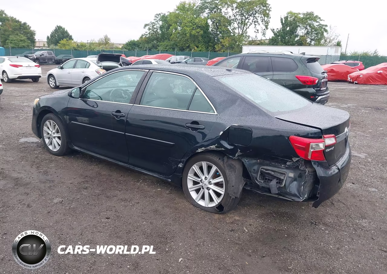 2014 Toyota Camry Xle VIN:4T4BF1FK1ER400205 - 3