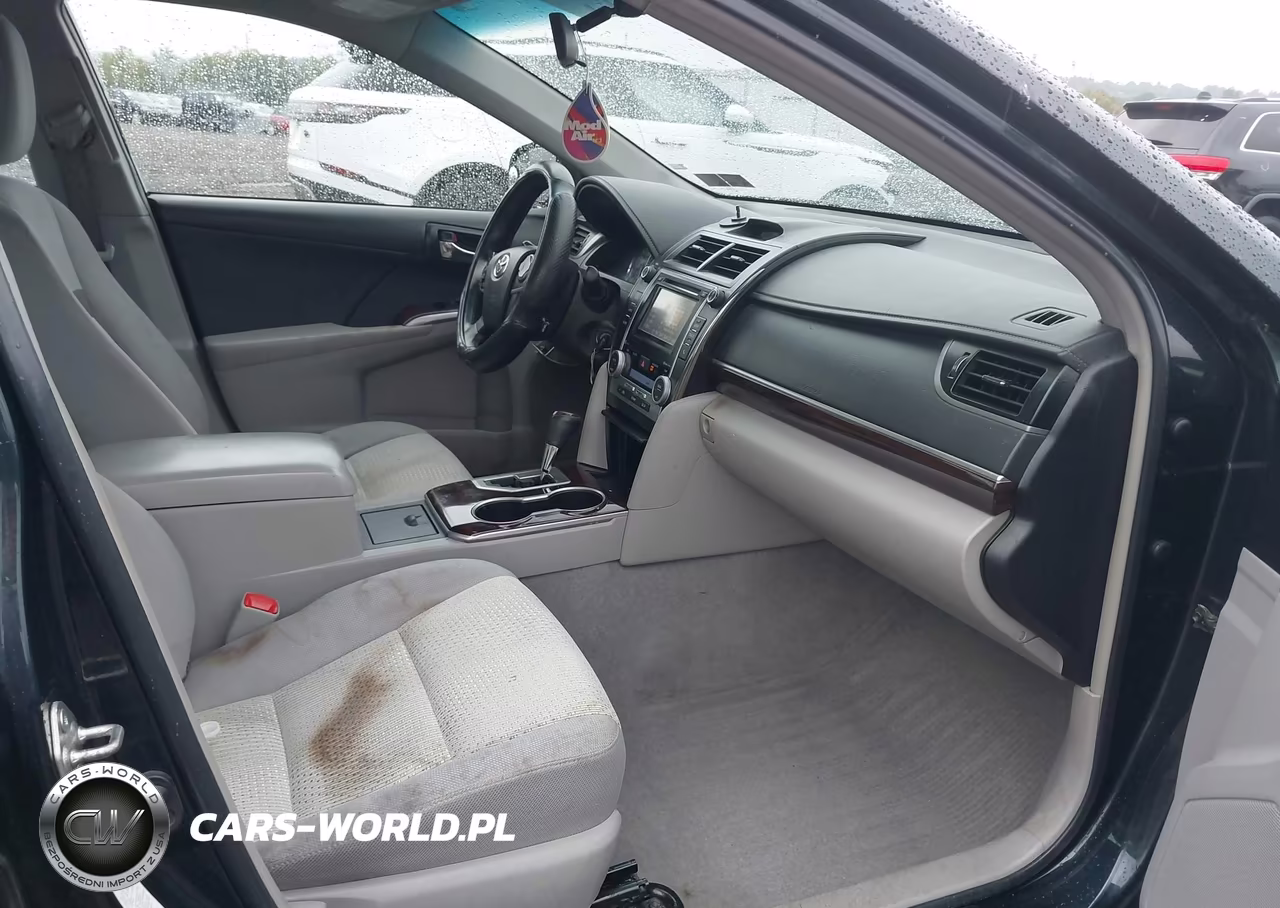 2014 Toyota Camry Xle VIN:4T4BF1FK1ER400205 - 5