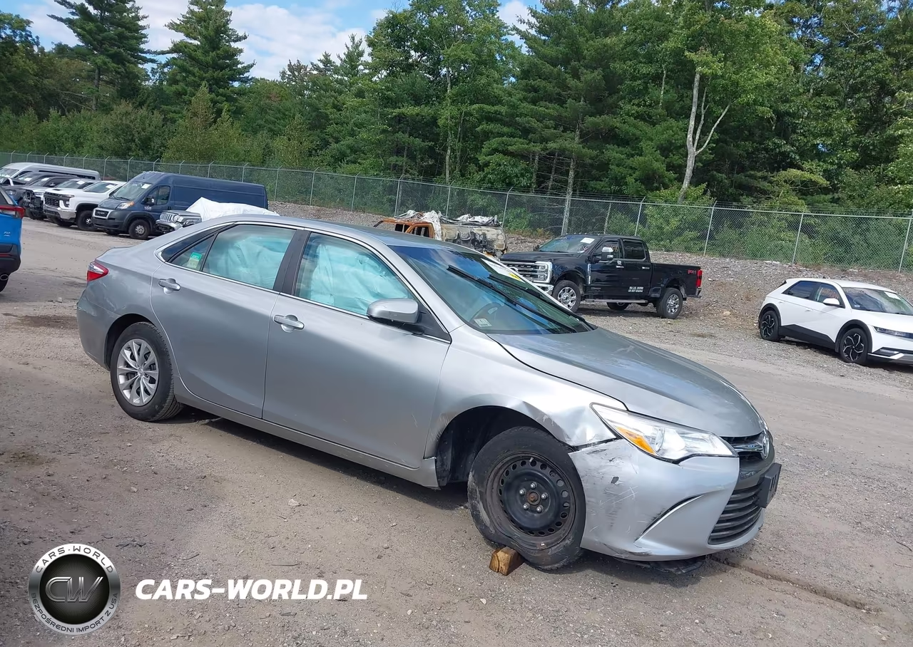 2017 Toyota Camry Le