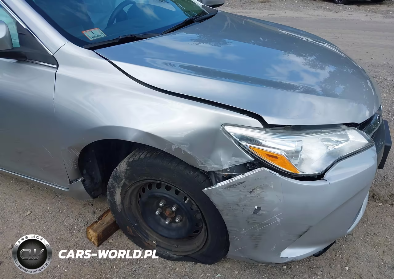 2017 Toyota Camry Le VIN:4T1BF1FK2HU297584 - 6