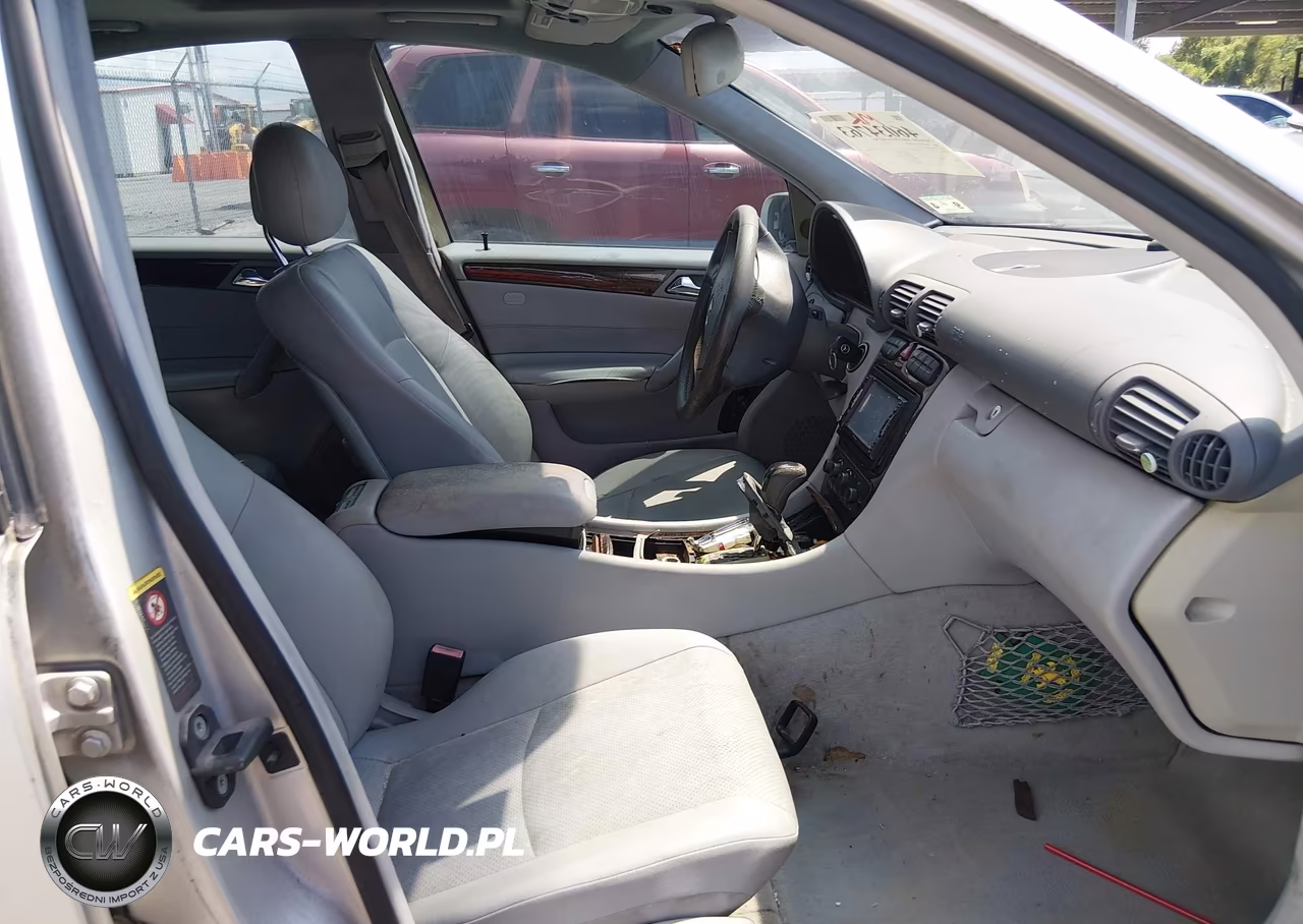 2001 Mercedes-Benz C 240 VIN:WDBRF61J11F111587 - 5