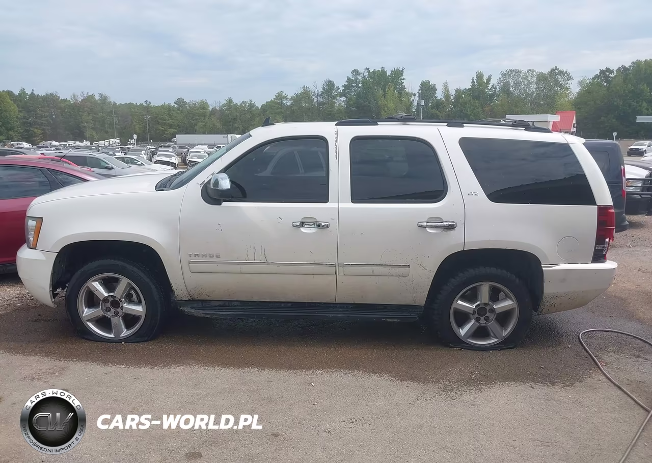 2013 Chevrolet Tahoe Ltz VIN:1GNSCCE08DR229433 - 14