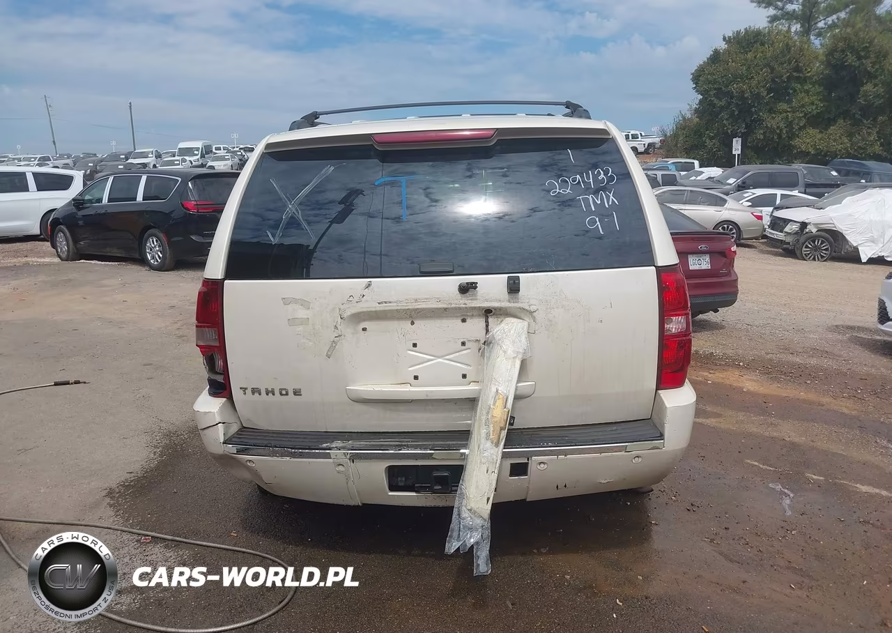 2013 Chevrolet Tahoe Ltz VIN:1GNSCCE08DR229433 - 16