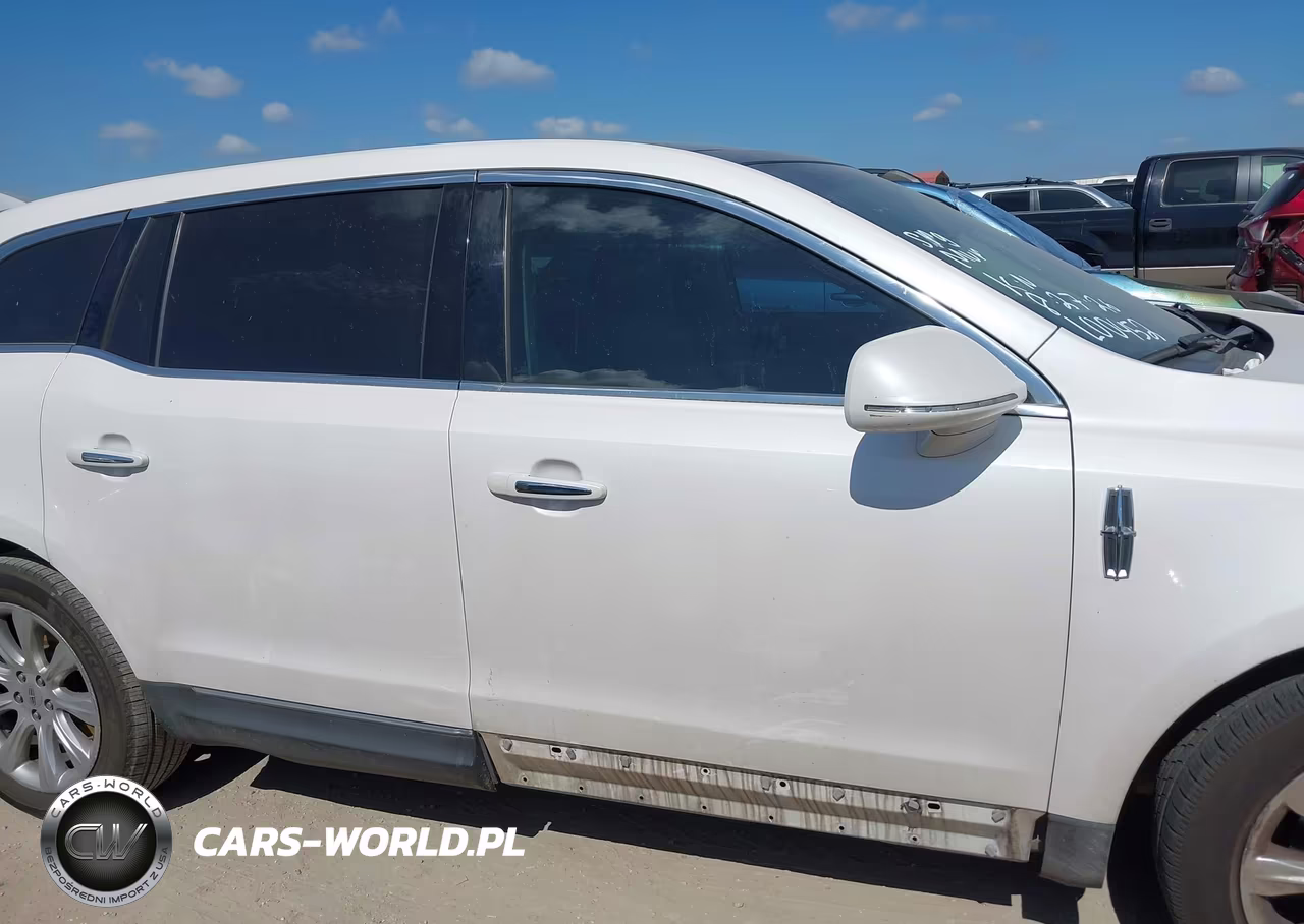 2018 Lincoln Mkt Reserve VIN:2LMHJ5AT2JBL00452 - 13