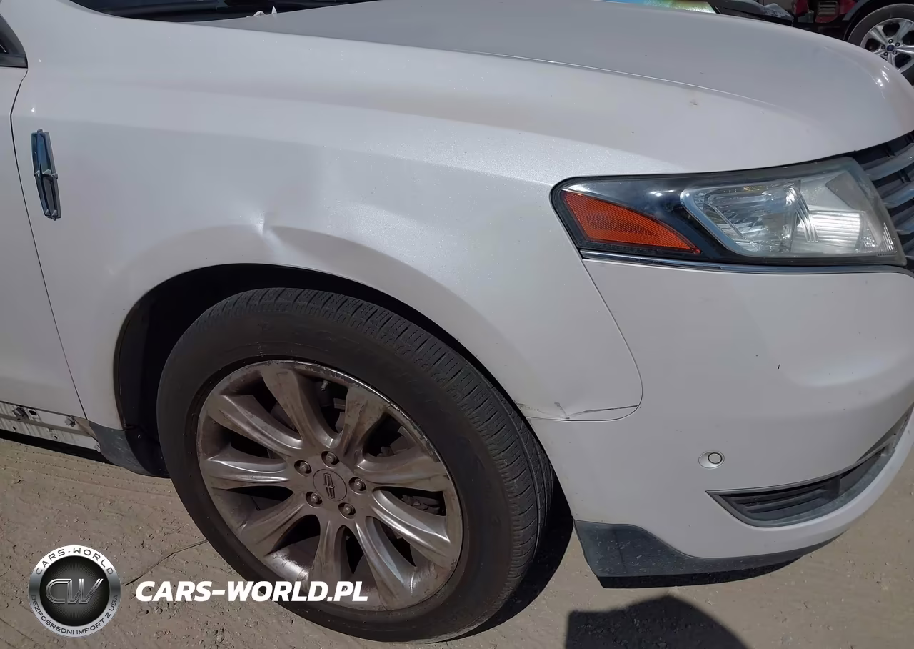 2018 Lincoln Mkt Reserve VIN:2LMHJ5AT2JBL00452 - 17