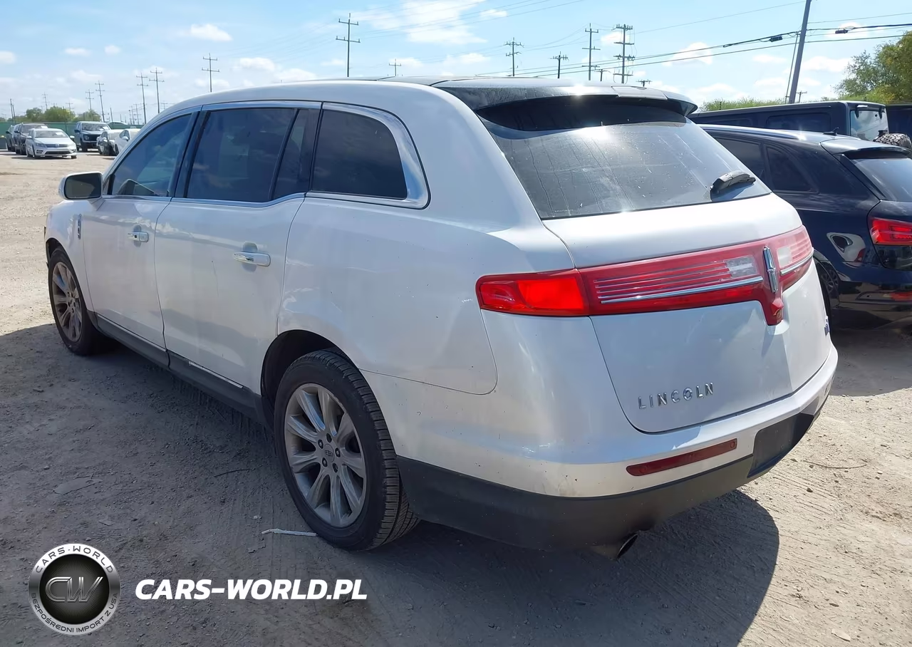 2018 Lincoln Mkt Reserve VIN:2LMHJ5AT2JBL00452 - 3