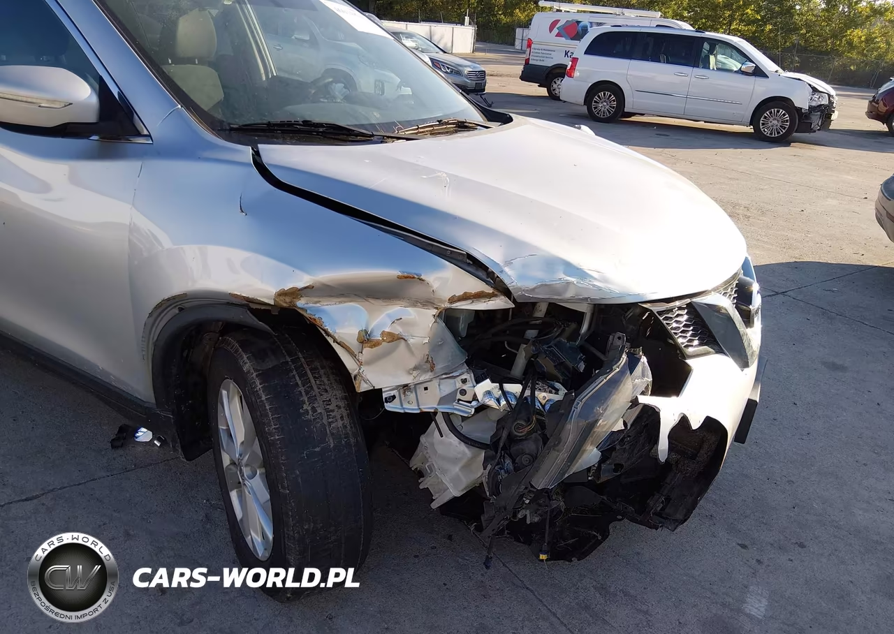 2015 Nissan Rogue Sv VIN:KNMAT2MV7FP587164 - 5