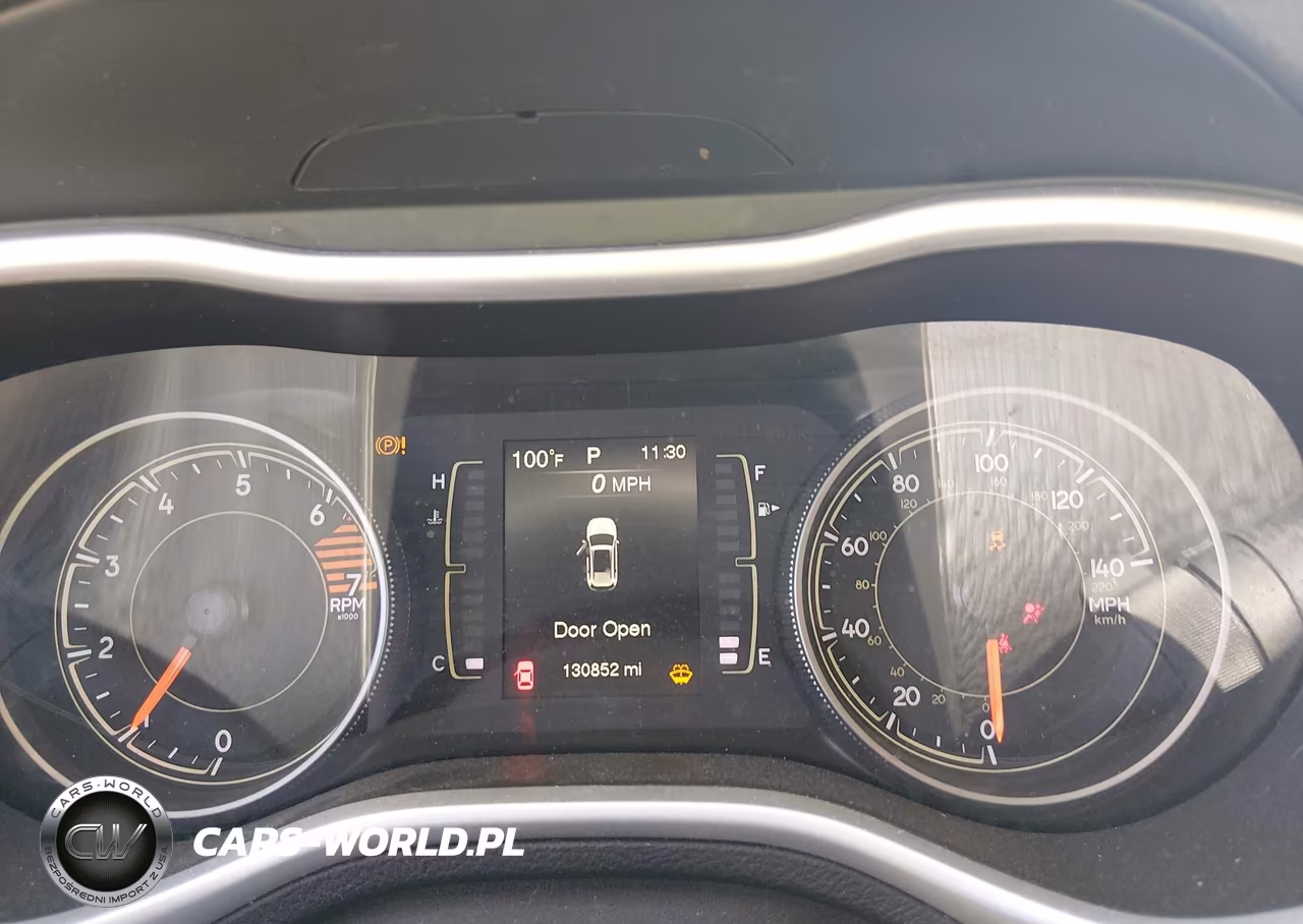 2018 Jeep Cherokee Latitude Fwd VIN:1C4PJLCB2JD538283 - 7