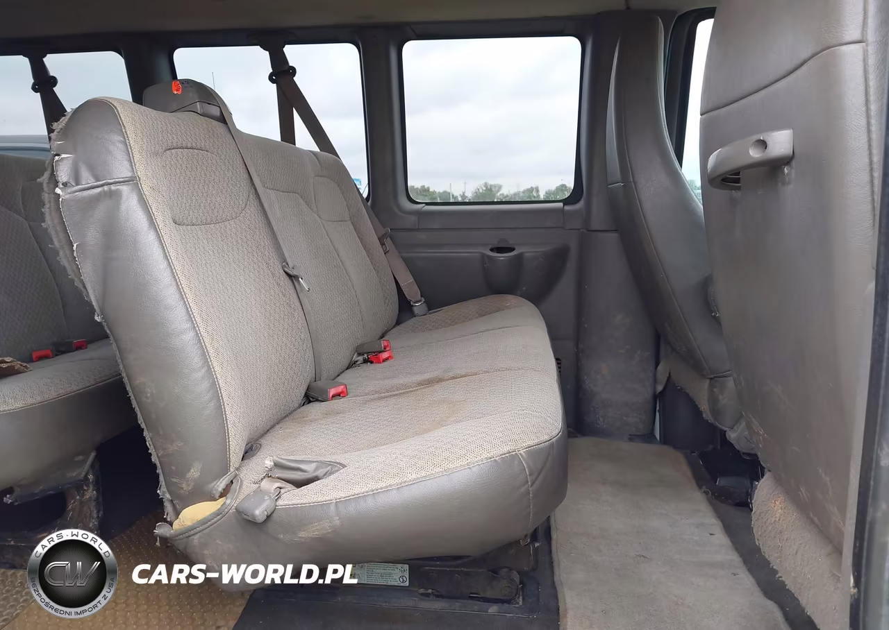 2011 Chevrolet Express 3500 Lt VIN:1GAZG1FGXB1127664 - 8