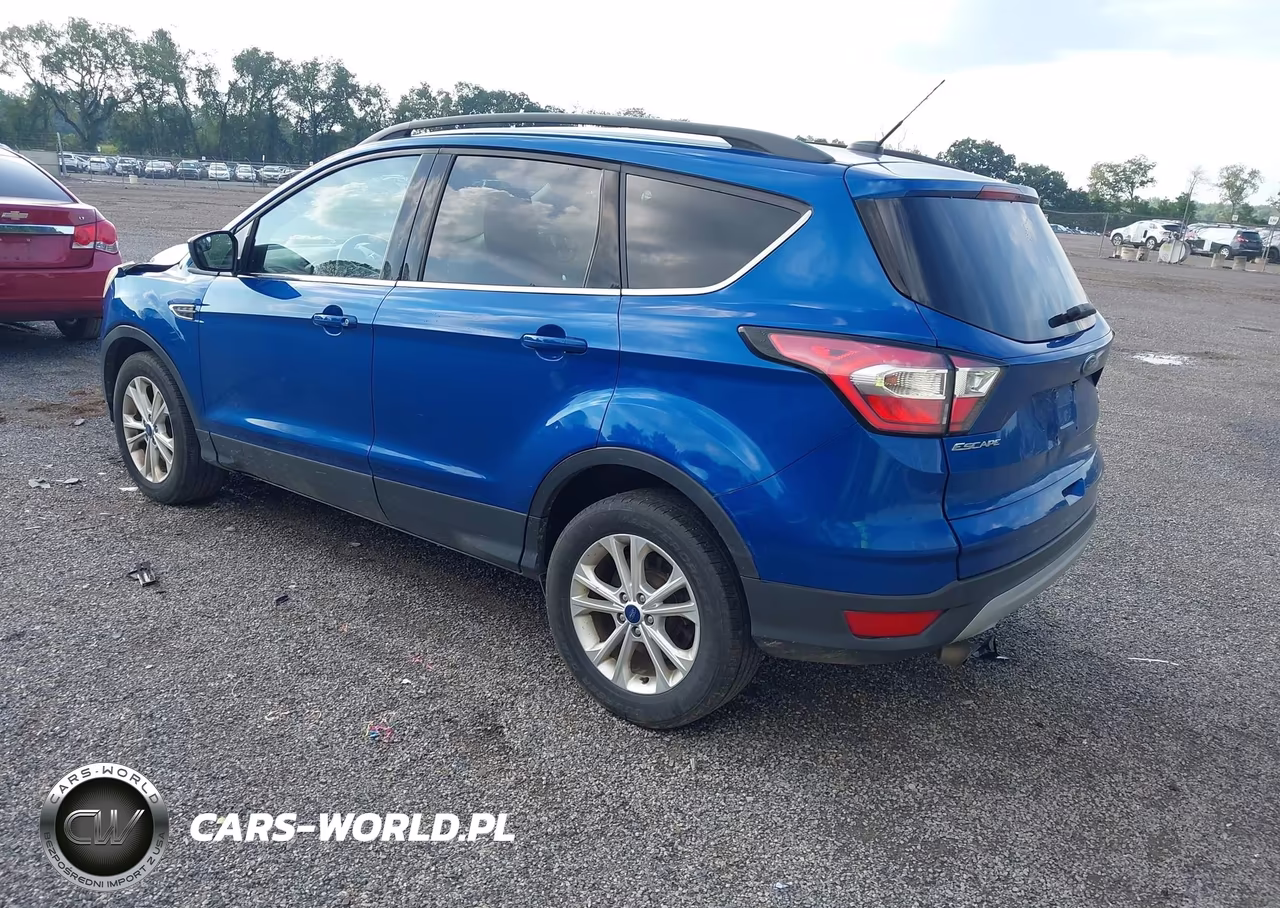 2018 Ford Escape Se VIN:1FMCU9GD2JUA29388 - 3