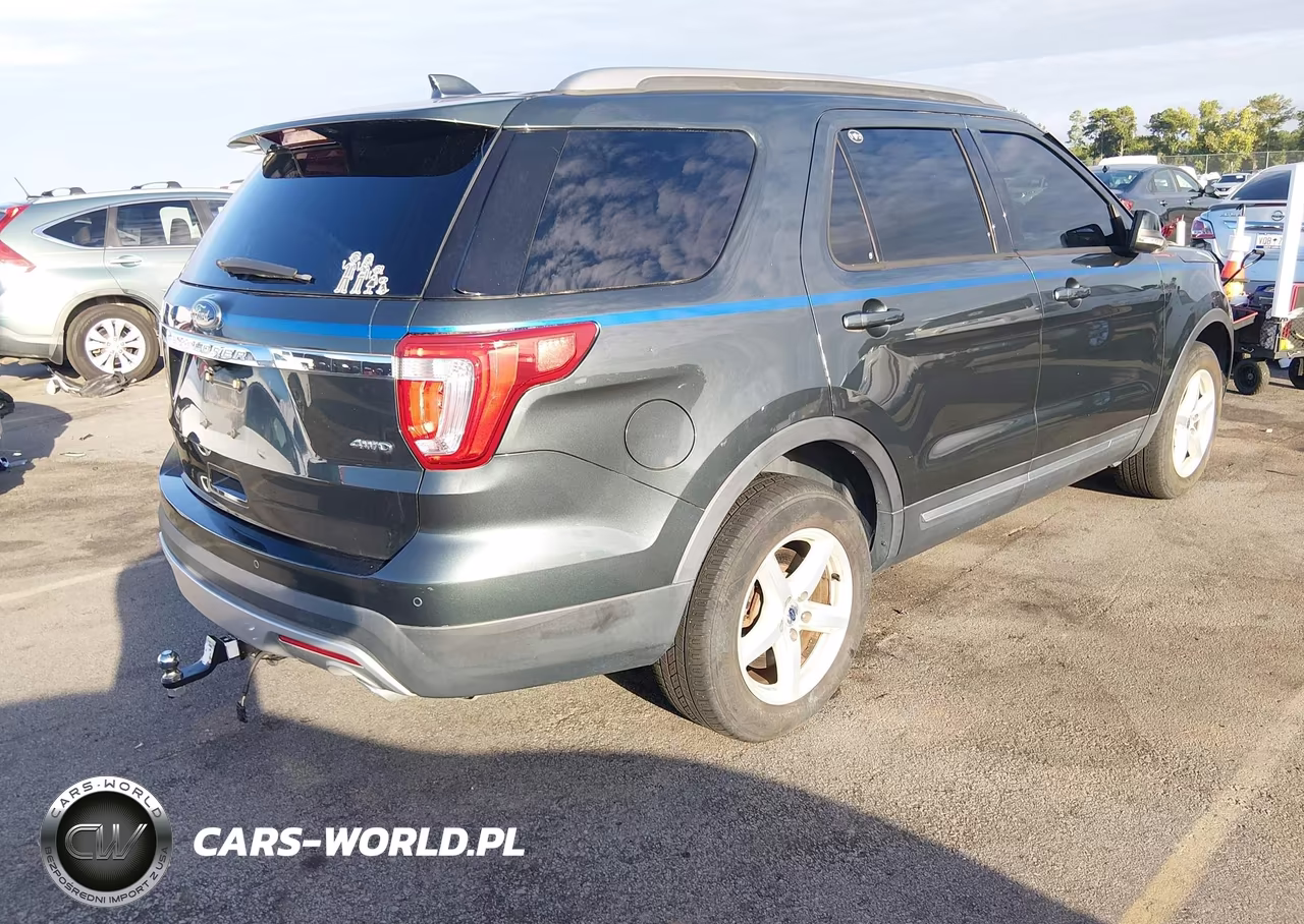 2016 Ford Explorer Xlt VIN:1FM5K8D82GGD08606 - 4