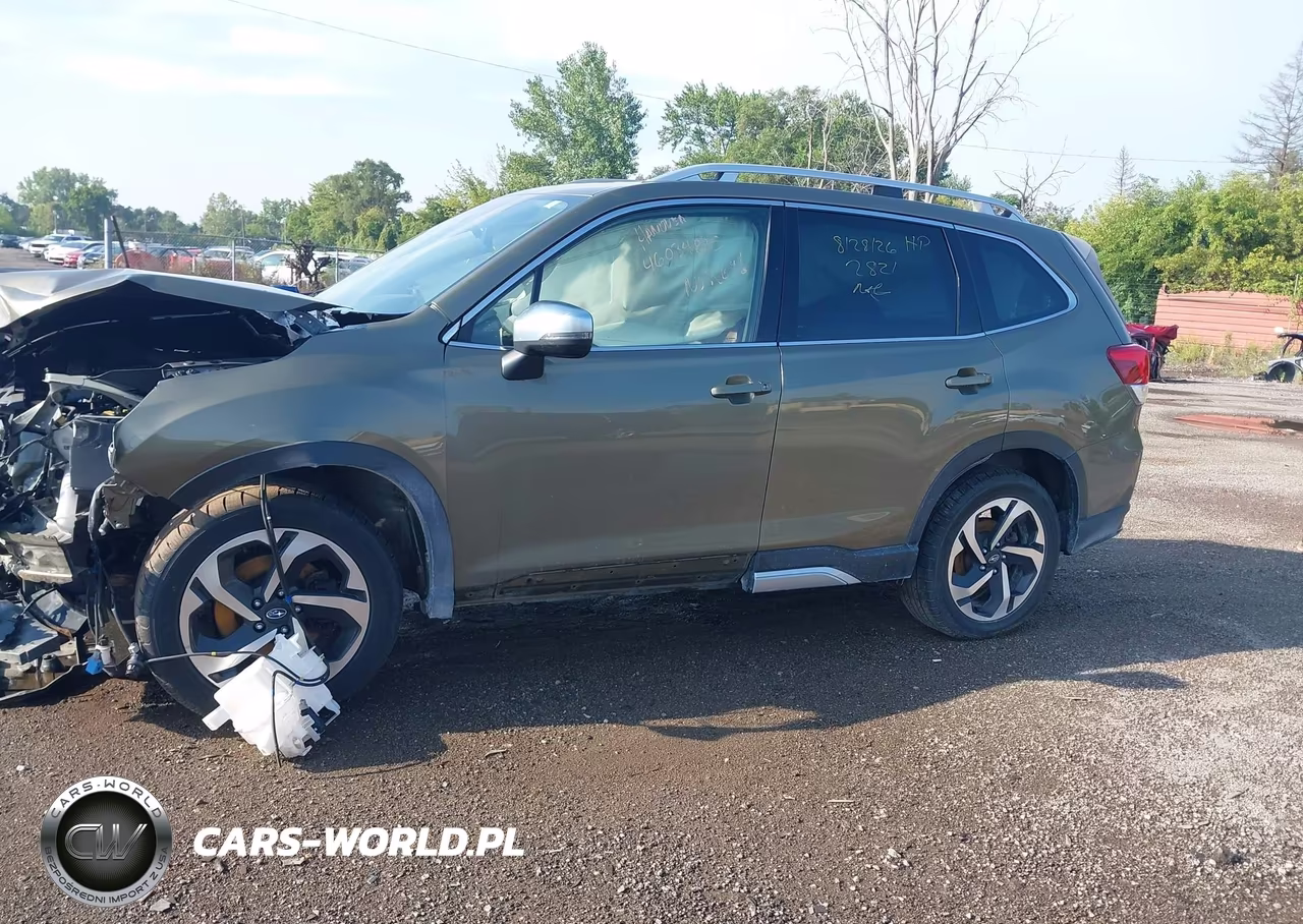 2022 Subaru Forester Touring VIN:JF2SKARC0NH422821 - 14