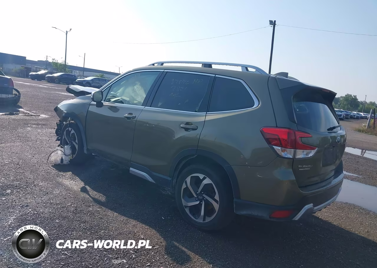 2022 Subaru Forester Touring VIN:JF2SKARC0NH422821 - 3