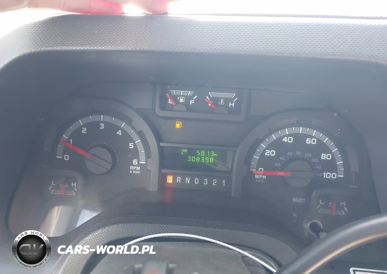 2010 Ford E-350 Cutaway VIN:1FDWE3FL8ADA19982 - 5