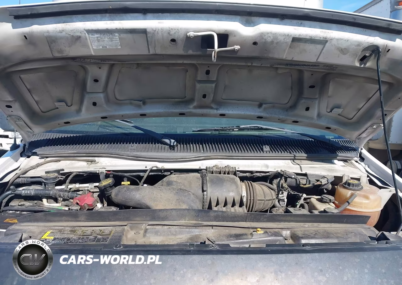 2010 Ford E-350 Cutaway VIN:1FDWE3FL8ADA19982 - 9