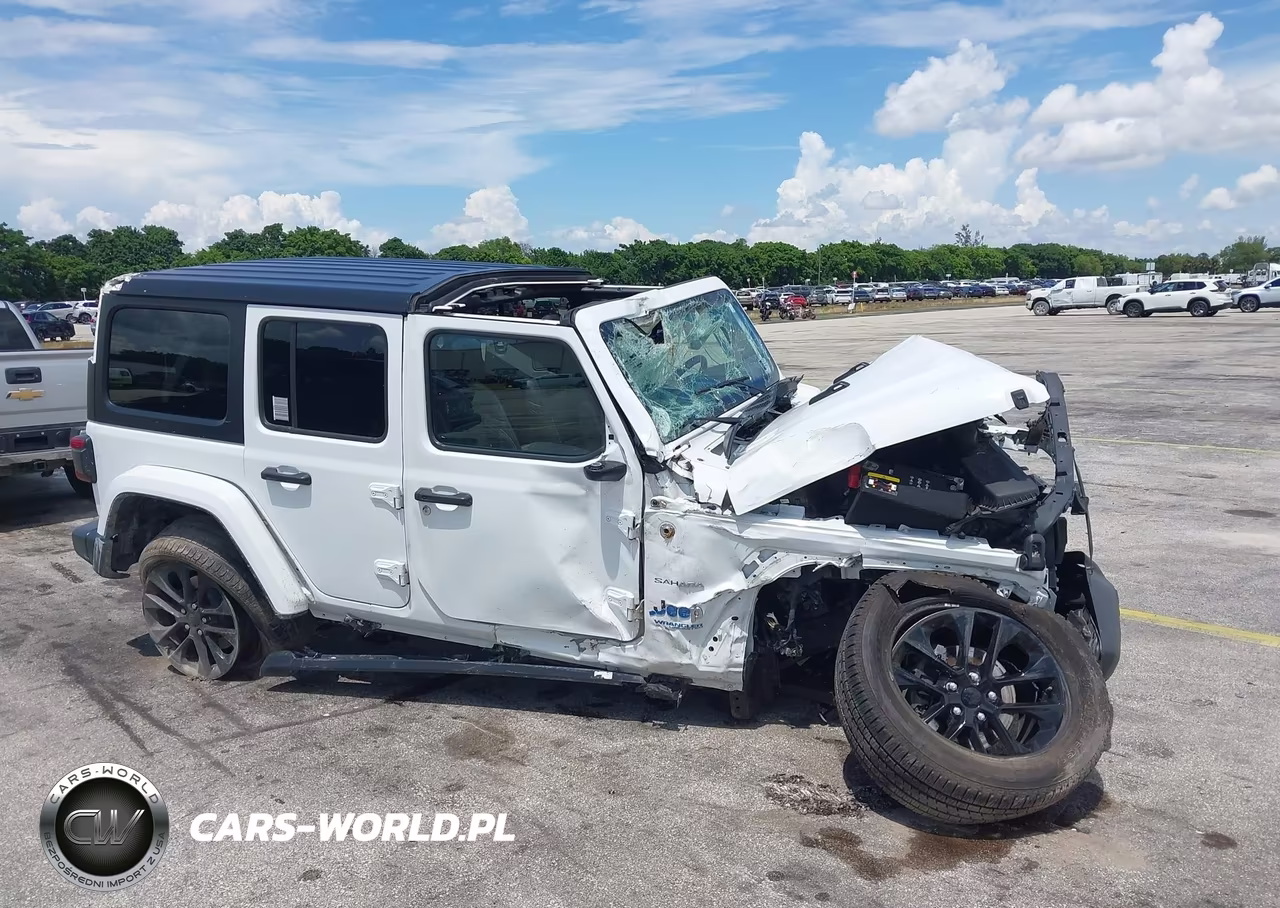2022 Jeep Wrangler 4Xe Unlimited Sahara 4X4 VIN:1C4JJXP61NW279404 - 19