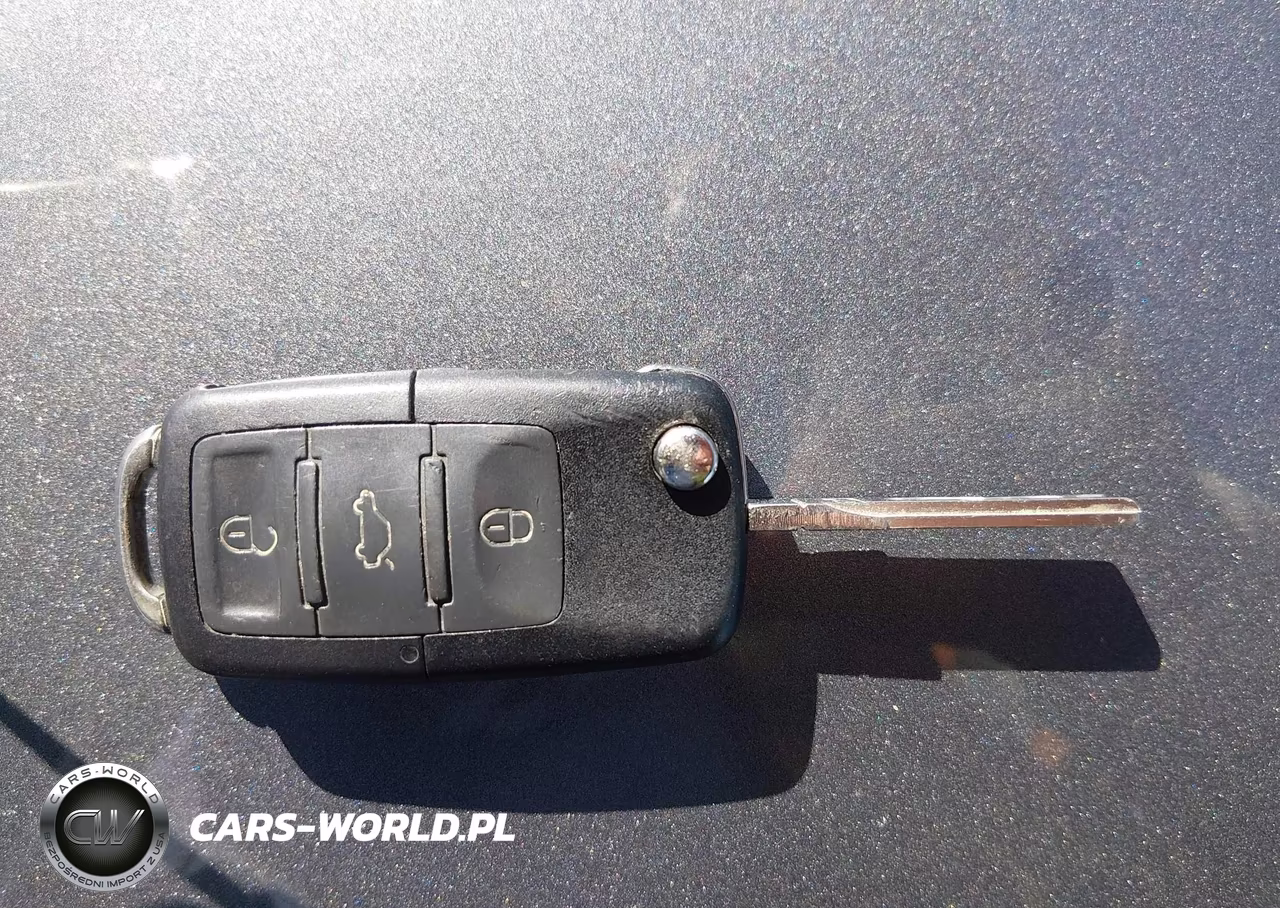 2006 Volkswagen New Beetle 2.5 VIN:3VWRG31C66M410494 - 11