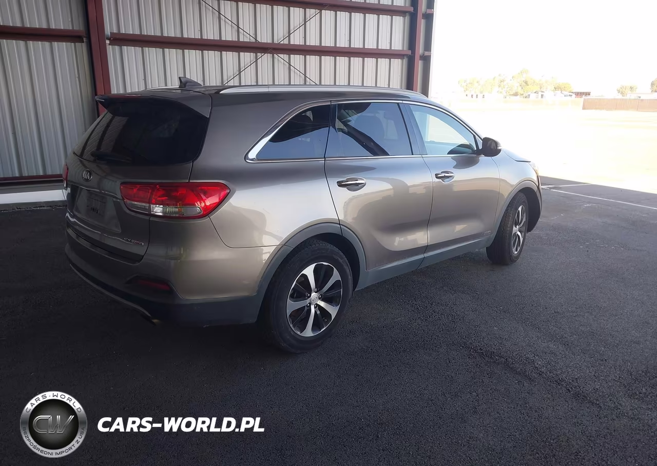 2016 Kia Sorento 2.0T Ex VIN:5XYPHDA19GG032472 - 4