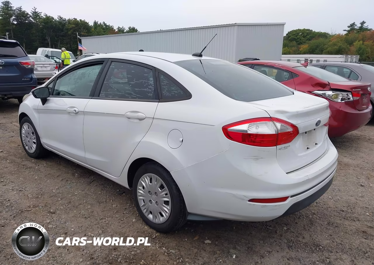 2015 Ford Fiesta S VIN:3FADP4AJXFM190753 - 3