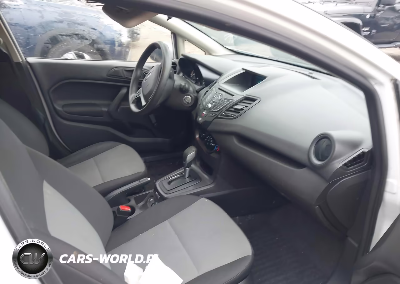 2015 Ford Fiesta S VIN:3FADP4AJXFM190753 - 5