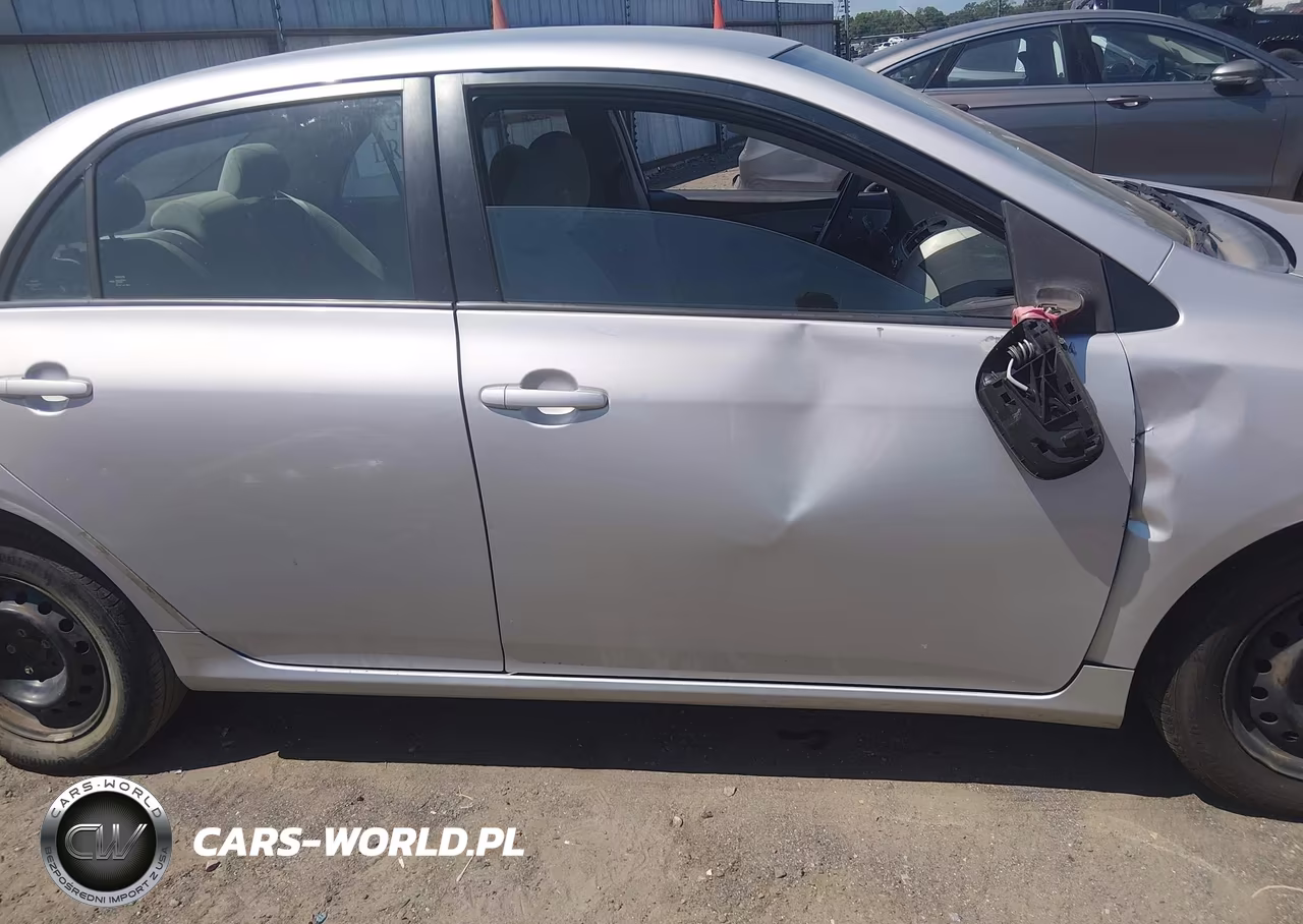 2011 Toyota Corolla Le VIN:2T1BU4EEXBC585218 - 13