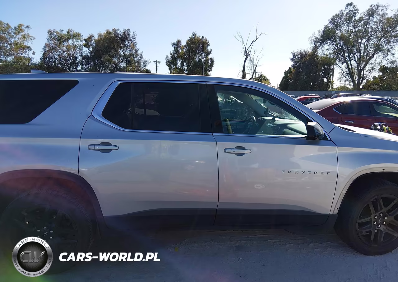 2019 Chevrolet Traverse Ls VIN:1GNERFKW5KJ178930 - 14