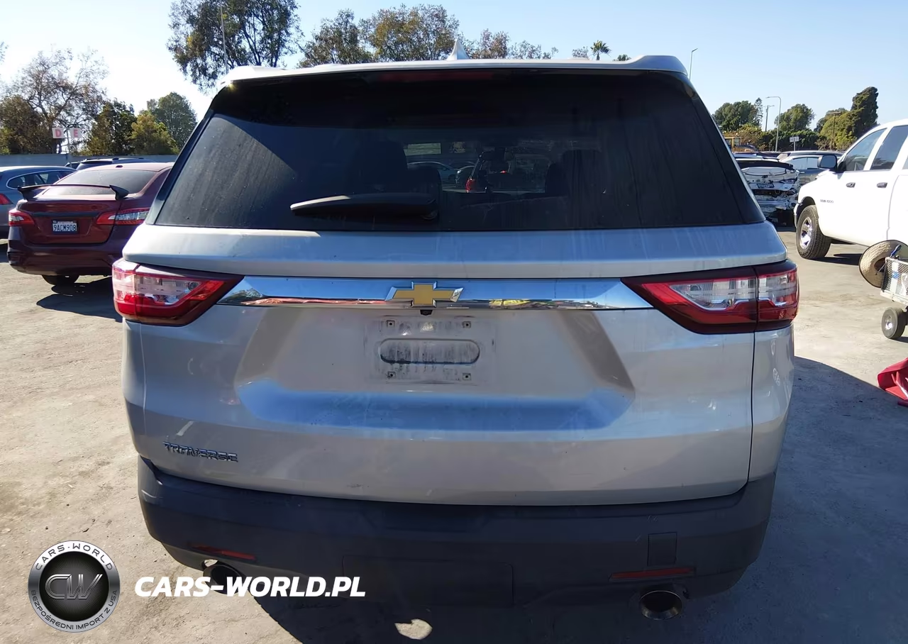 2019 Chevrolet Traverse Ls VIN:1GNERFKW5KJ178930 - 17