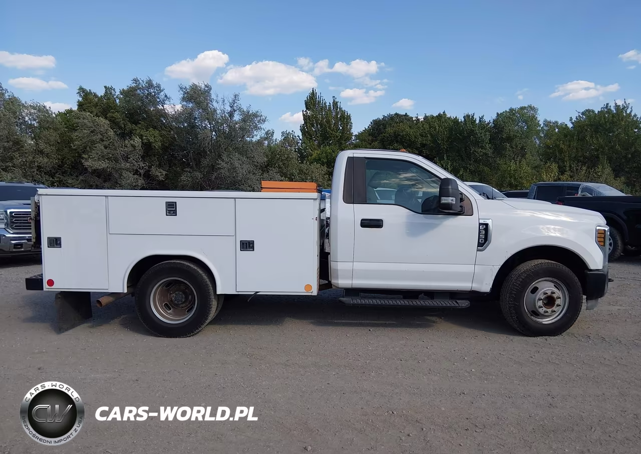 2019 Ford F-350 Chassis Xl VIN:1FDRF3G69KEF86149 - 14