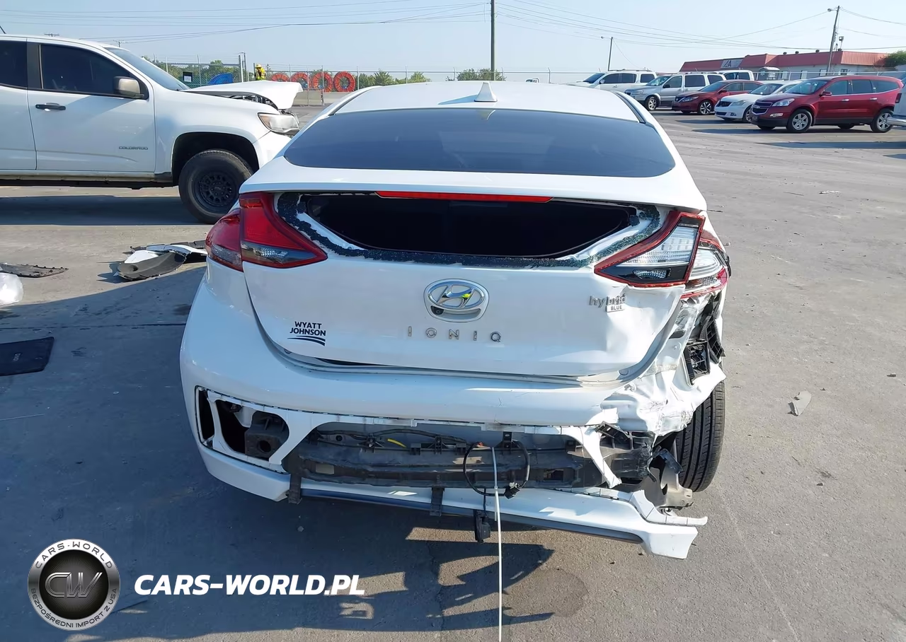 2022 Hyundai Ioniq Hybrid Blue VIN:KMHC65LC2NU285097 - 17