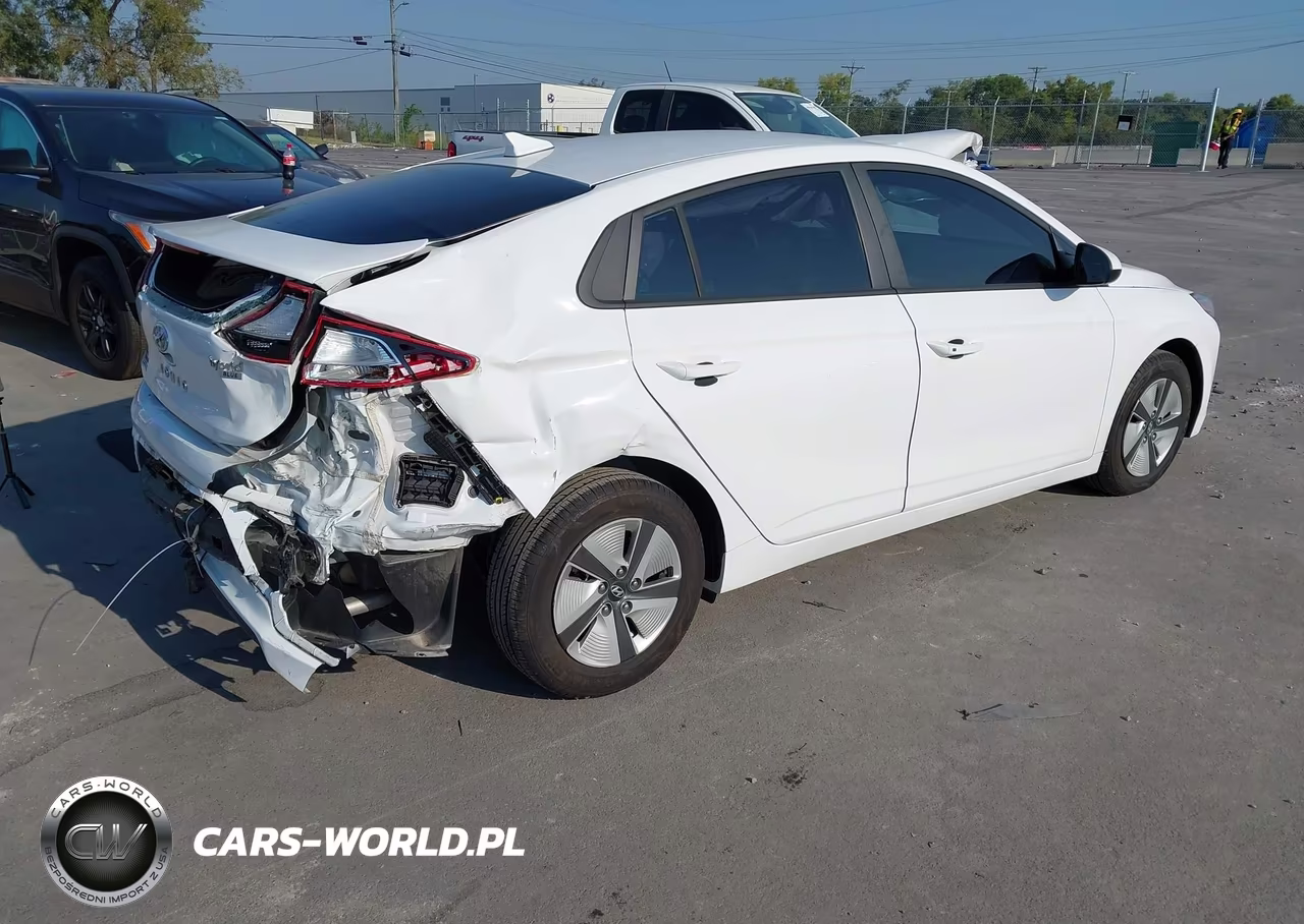 2022 Hyundai Ioniq Hybrid Blue VIN:KMHC65LC2NU285097 - 4