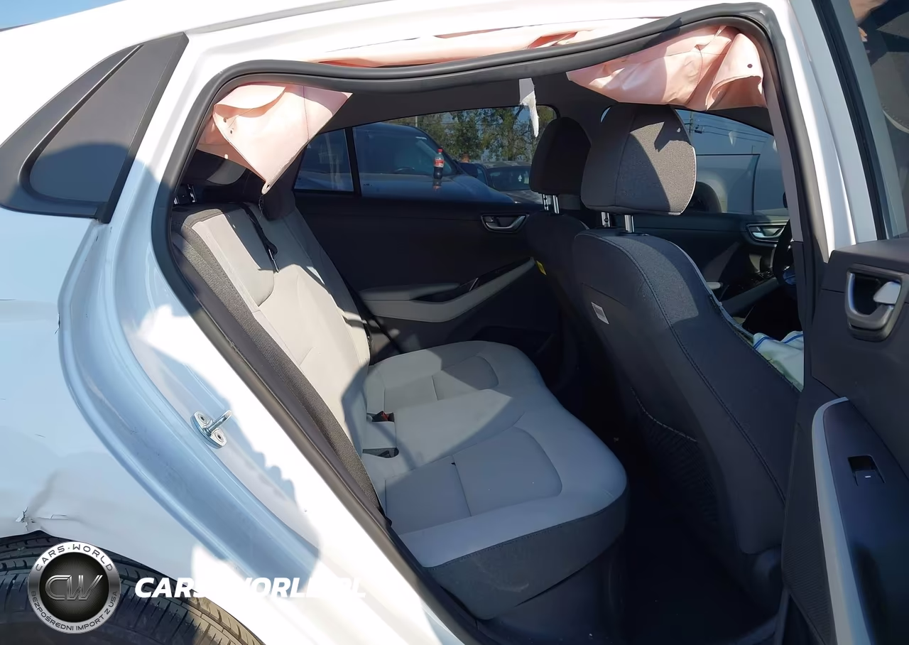 2022 Hyundai Ioniq Hybrid Blue VIN:KMHC65LC2NU285097 - 8