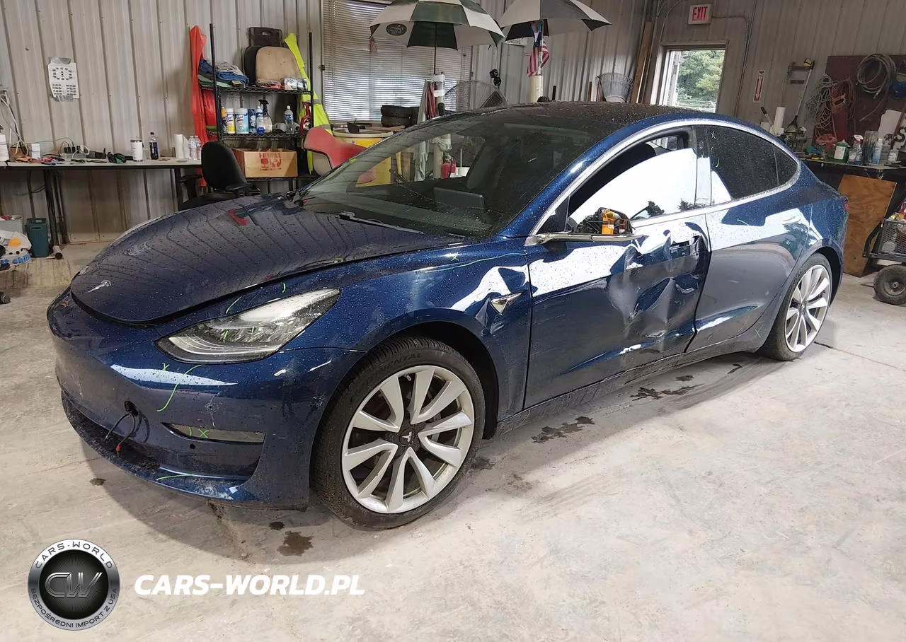 2018 Tesla Model 3 Long Range-Mid Range VIN:5YJ3E1EA1JF042699 - 2