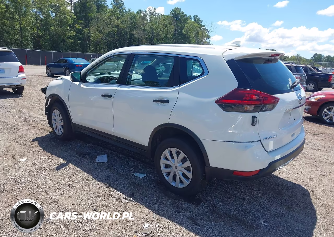 2019 Nissan Rogue S VIN:5N1AT2MV7KC781982 - 3