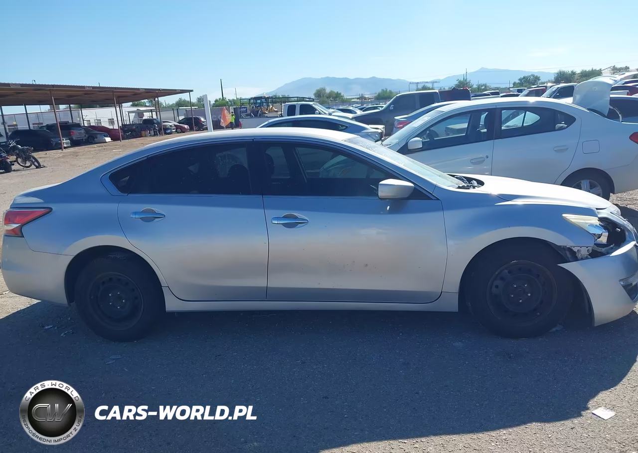 2014 Nissan Altima 2.5 S VIN:1N4AL3AP4EN214692 - 13