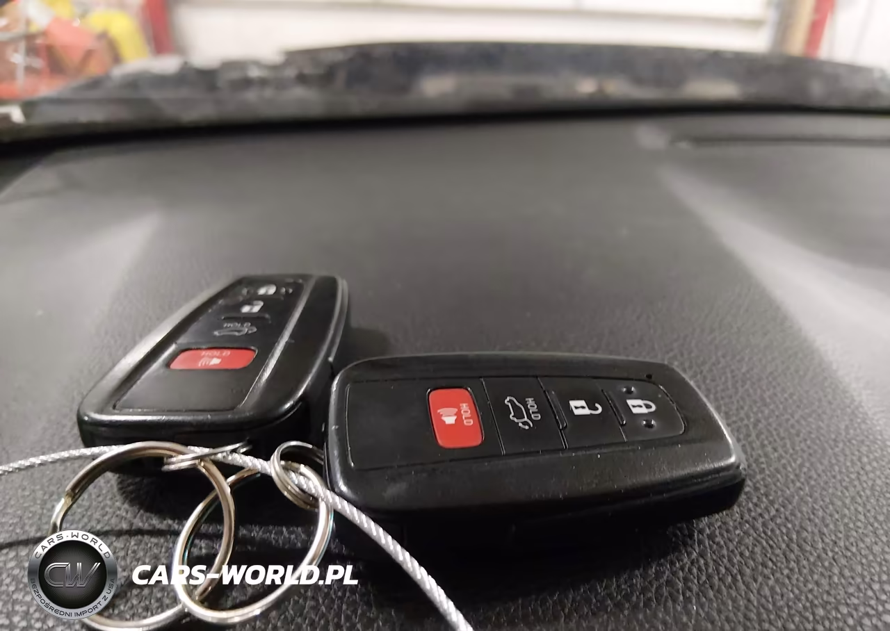 2020 Toyota Rav4 Hybrid Limited VIN:4T3DWRFV6LU001516 - 11