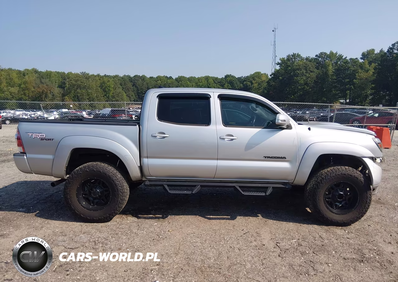 2012 Toyota Tacoma Base V6 VIN:5TFLU4EN9CX038366 - 14