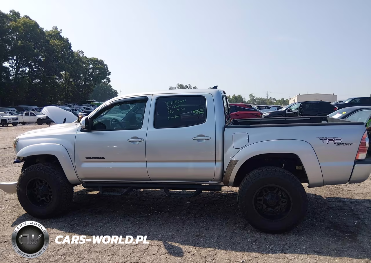 2012 Toyota Tacoma Base V6 VIN:5TFLU4EN9CX038366 - 15