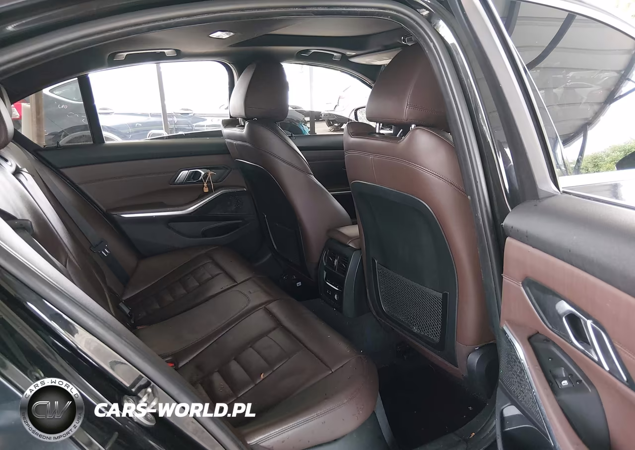 2019 BMW 330I xDrive VIN:WBA5R7C55KAJ81540 - 8