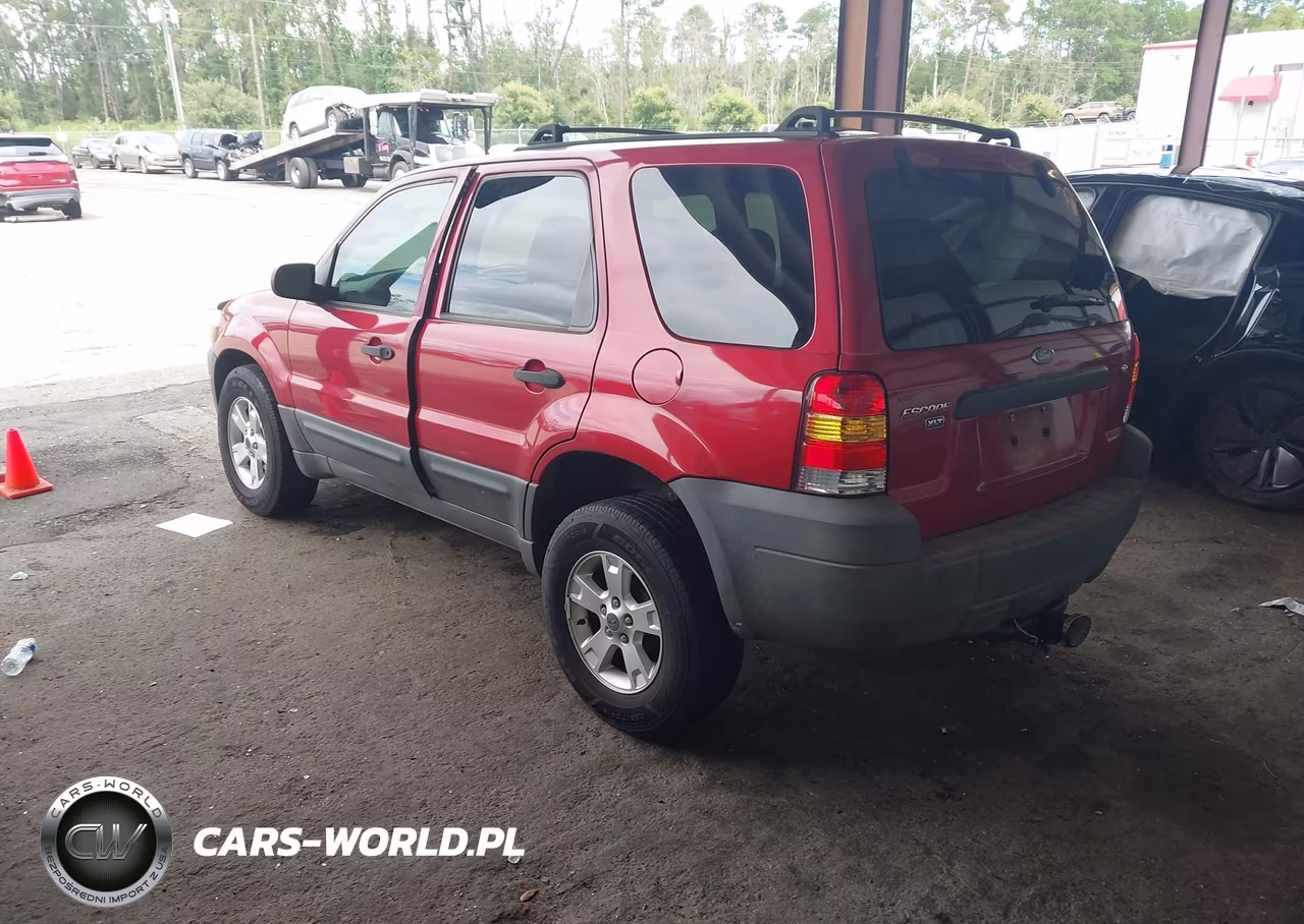 2007 Ford Escape Xlt-Xlt Sport VIN:1FMYU03157KA26258 - 3