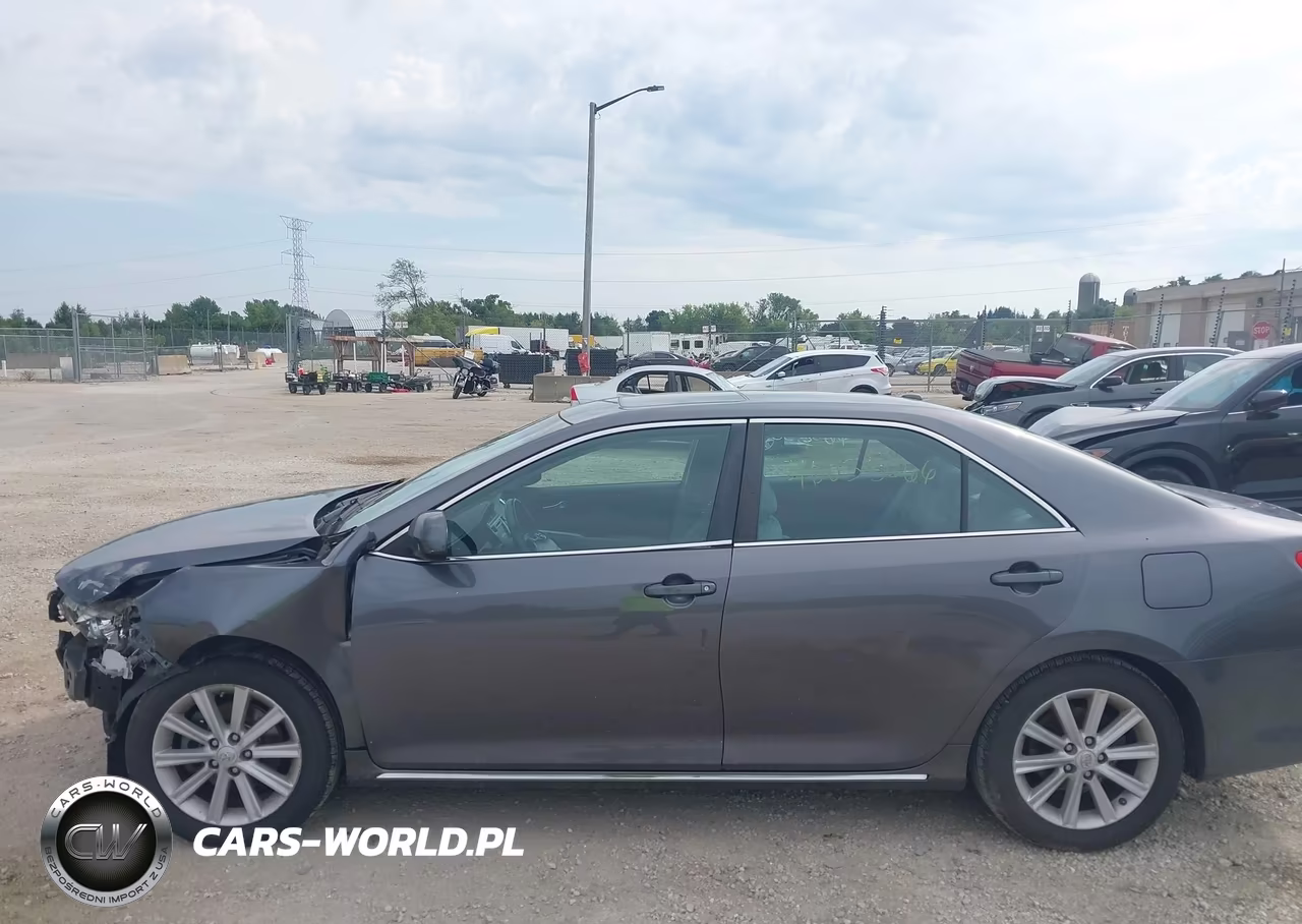 2014 Toyota Camry Xle VIN:4T4BF1FK5ER386132 - 14