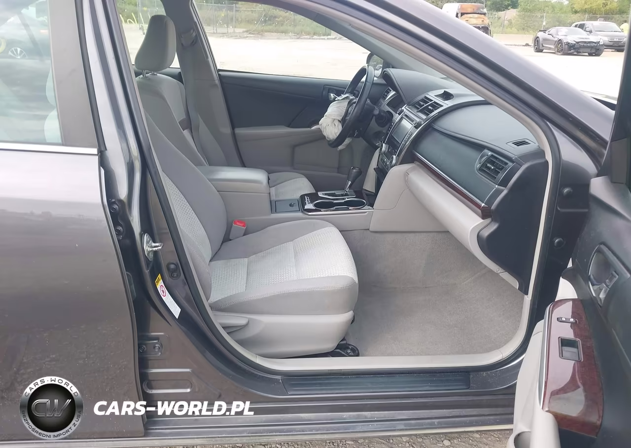 2014 Toyota Camry Xle VIN:4T4BF1FK5ER386132 - 5
