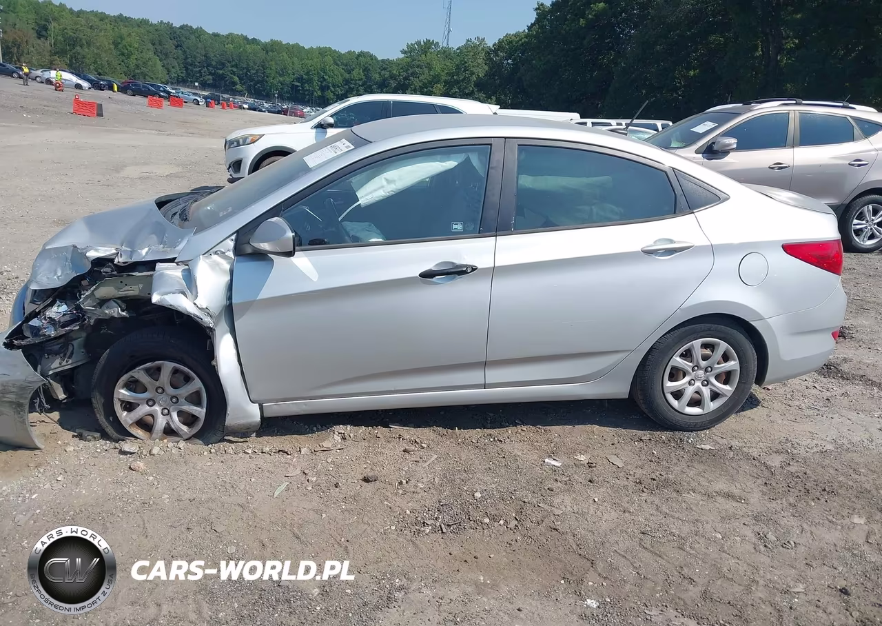2013 Hyundai Accent Gls VIN:KMHCT4AE0DU290210 - 12