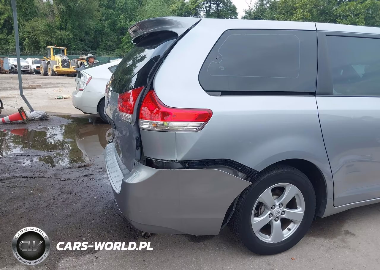 2012 Toyota Sienna Base V6 7 Passenger VIN:5TDZK3DC9CS195475 - 19