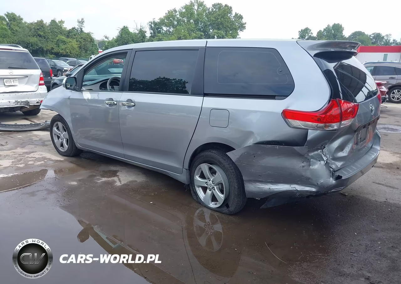 2012 Toyota Sienna Base V6 7 Passenger VIN:5TDZK3DC9CS195475 - 3