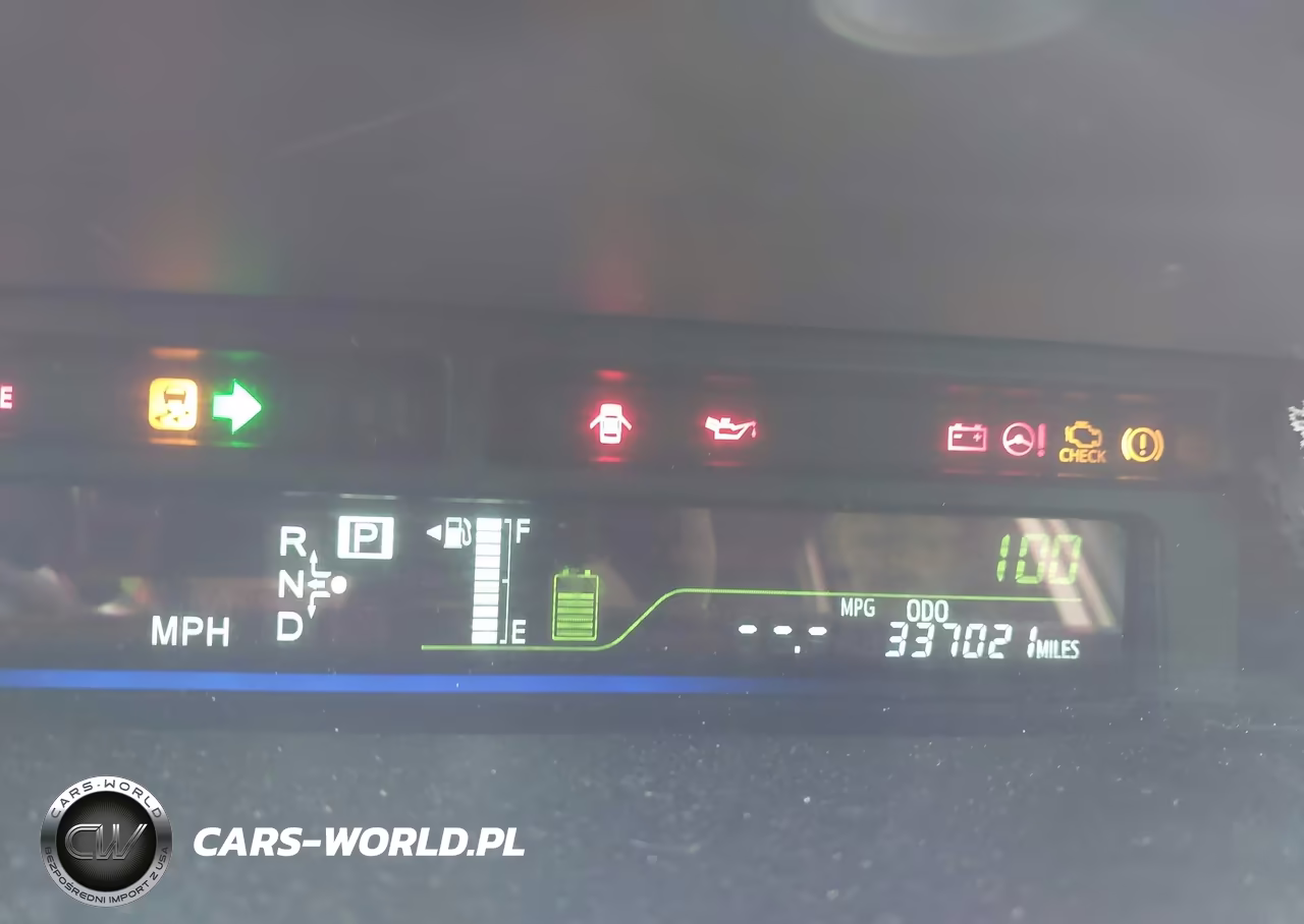2014 Toyota Prius V Two VIN:JTDZN3EUXE3317196 - 7