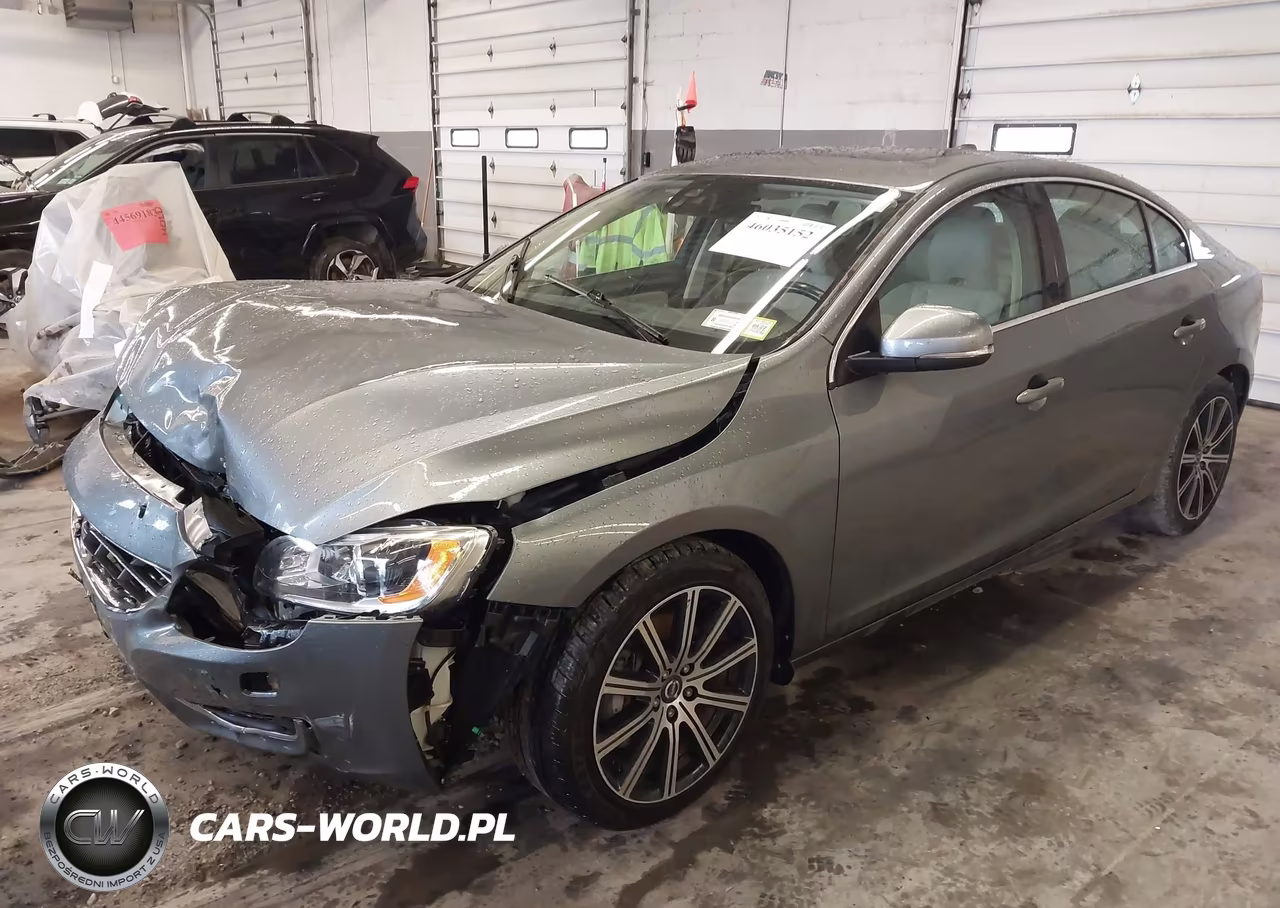 2018 Volvo S60 Platinum VIN:LYV402TM9JB174083 - 6