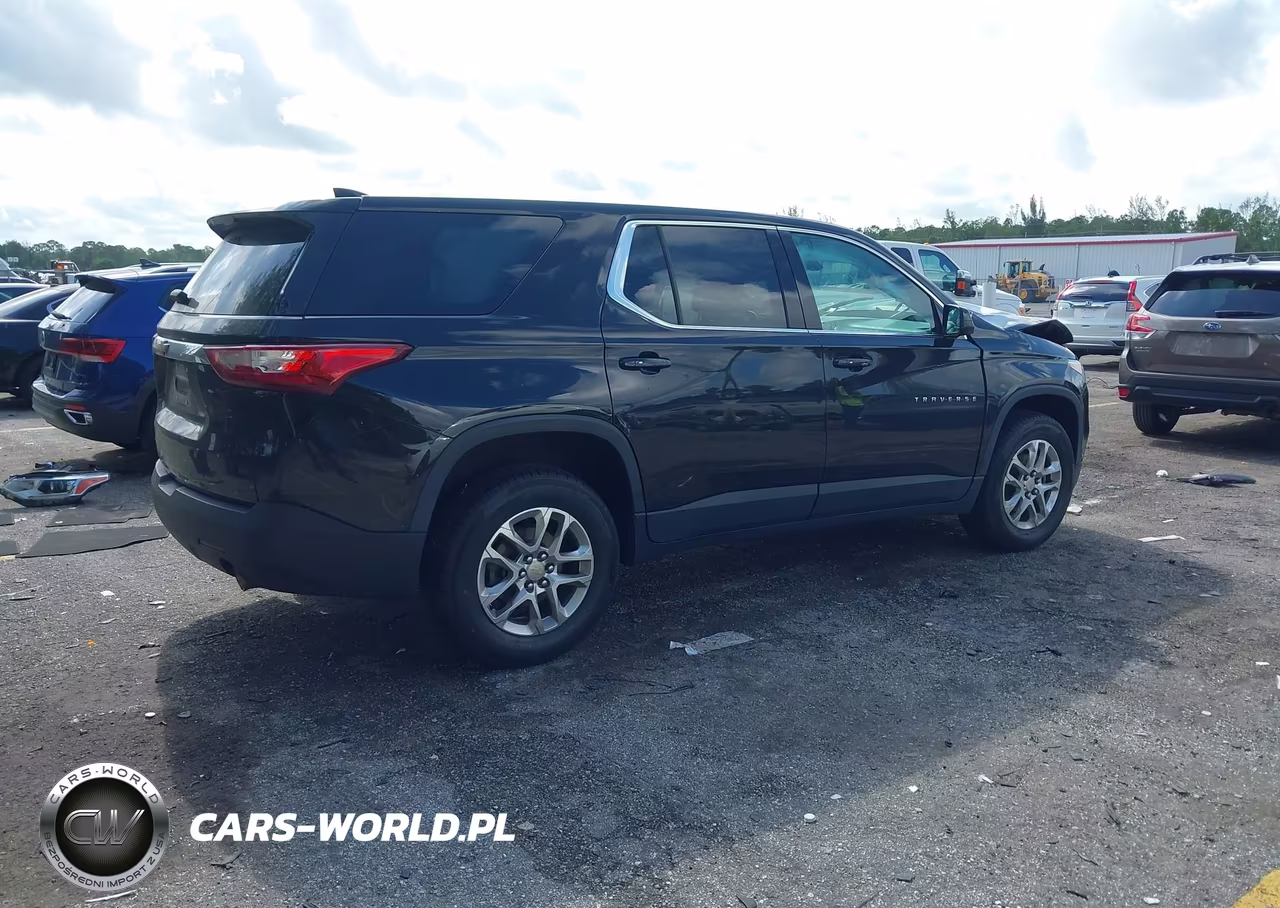 2020 Chevrolet Traverse Fwd Ls VIN:1GNERFKW4LJ249097 - 4